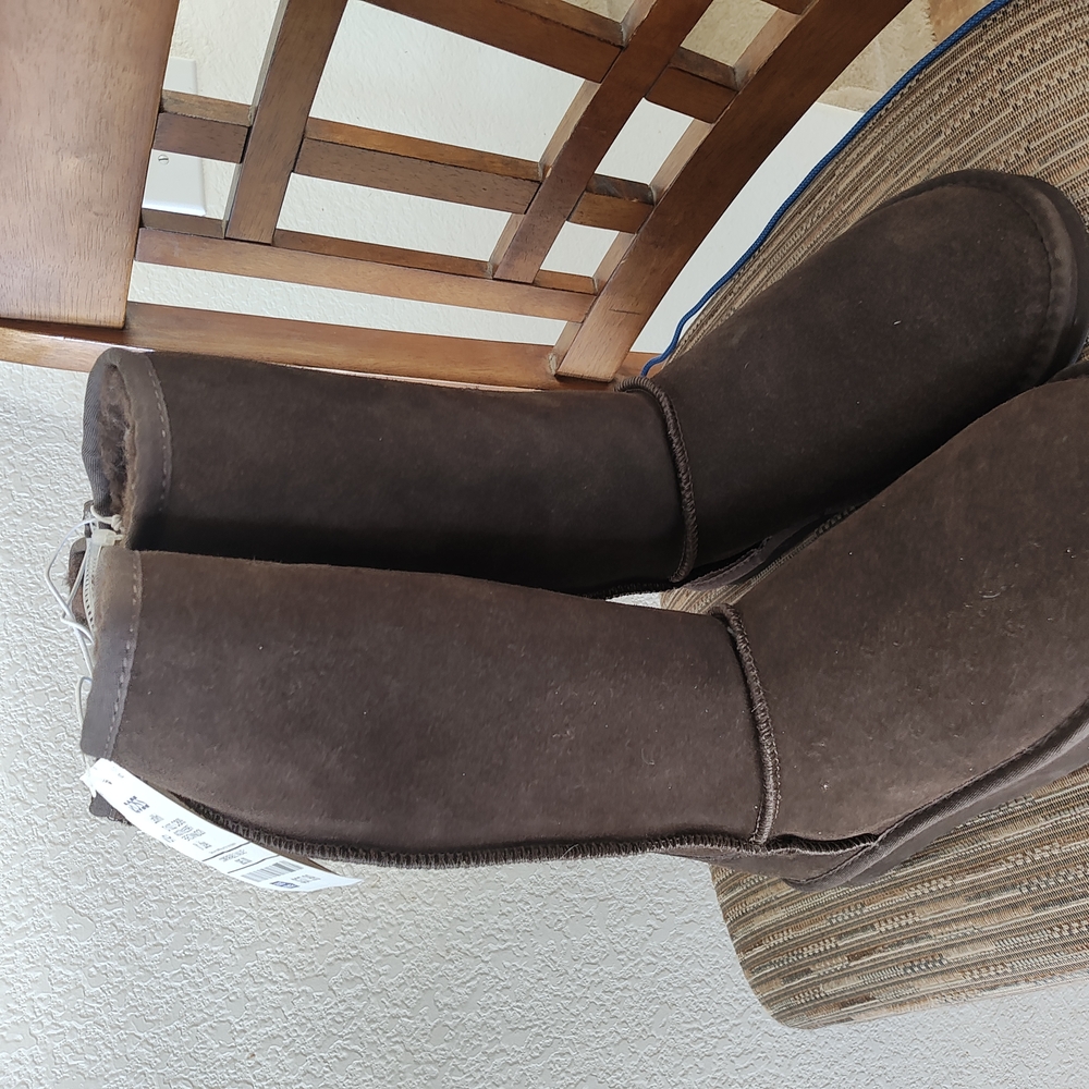 Bearpaw Brown Suede Boots